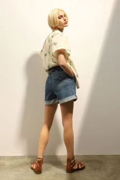 Bermudas de 100 % algodón con cinturón y vuelta en el bajo