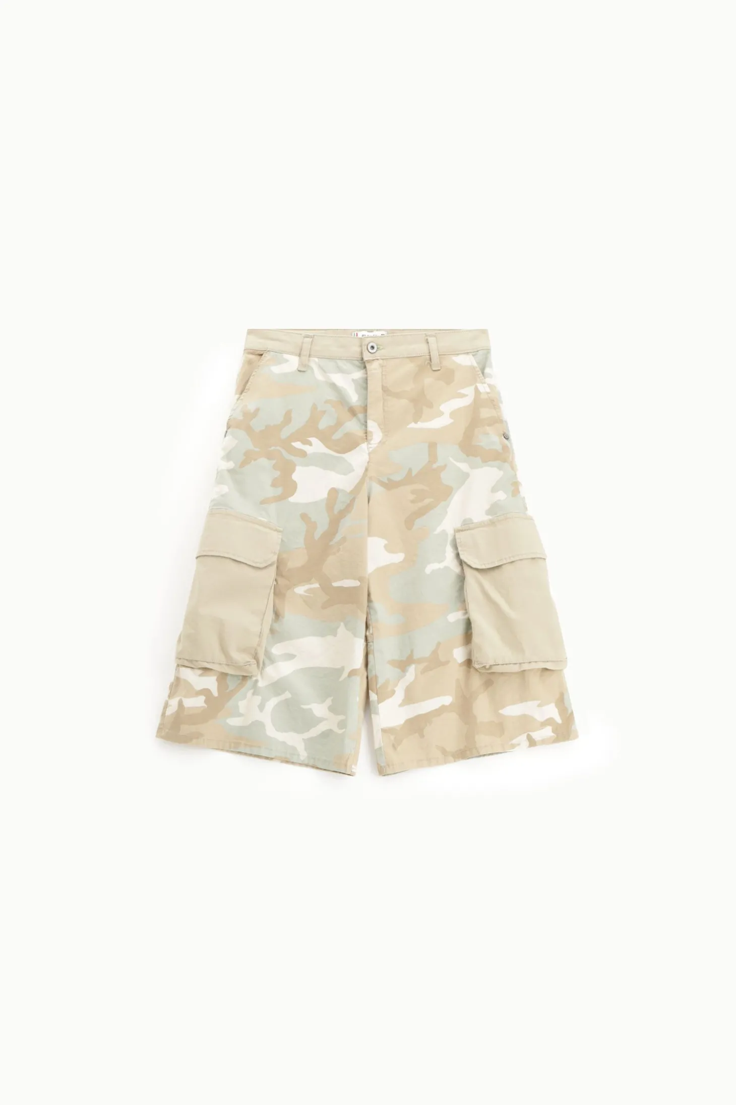 Bermudas estampados con bolsillos