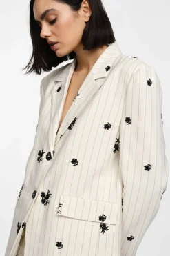 Blazer con botones y estampado floral