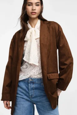 Blazer efecto suede con cinturón a juego