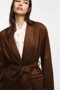 Blazer efecto suede con cinturón a juego