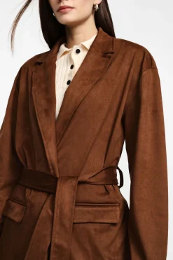 Blazer efecto suede sin cierre con cinturón