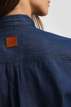 Camisa con mangas largas y lazo