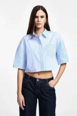 Camisa corta a rayas con bolsillo