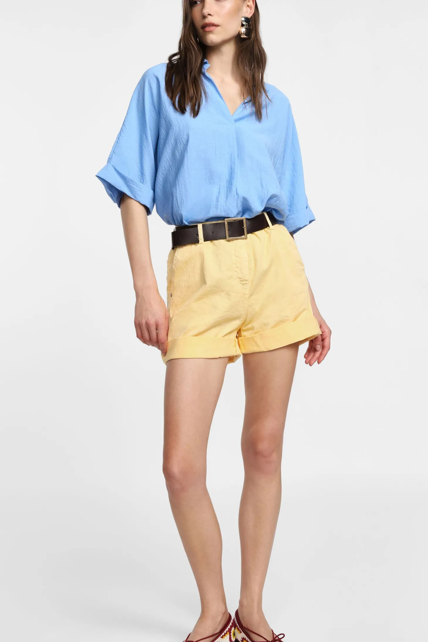 Camisa de manga corta con cuello