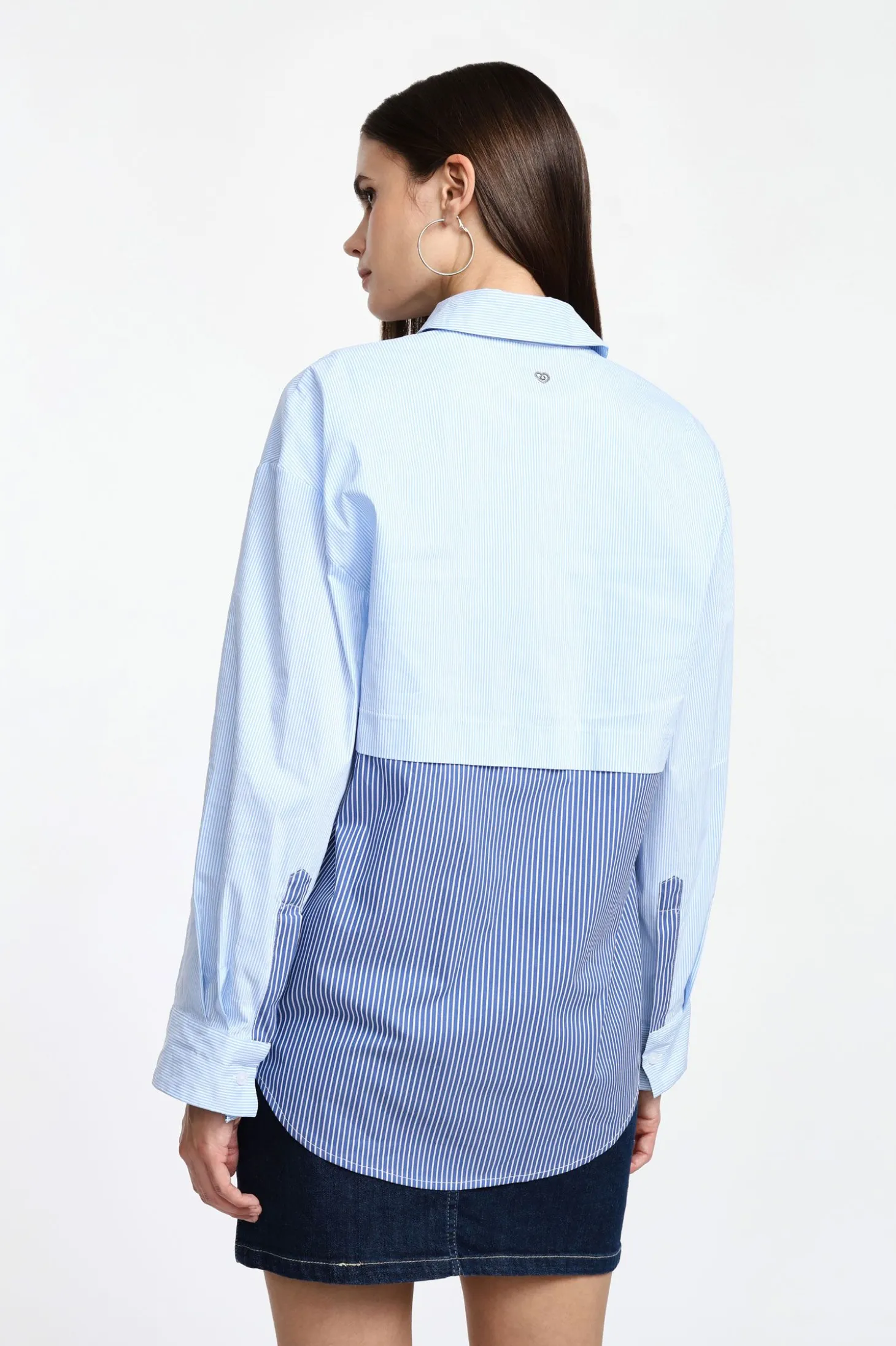 Camisa de rayas con botones