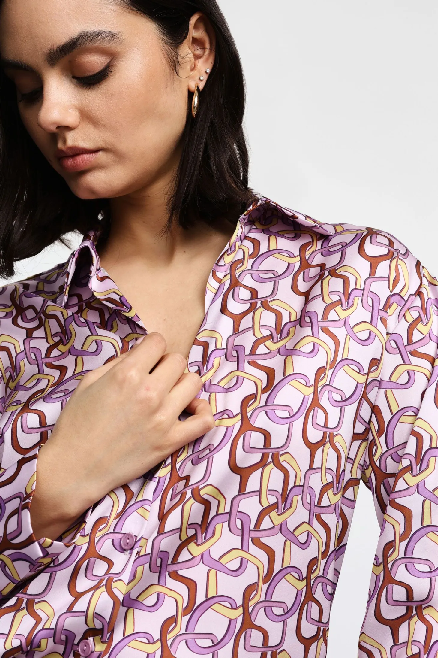 Camisa estampada cuello clásico