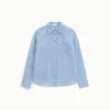 Camisa vaquera abotonada con bolsillo