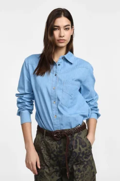Camisa vaquera abotonada con bolsillo