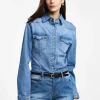 Camisa vaquera con bolsillos y botones