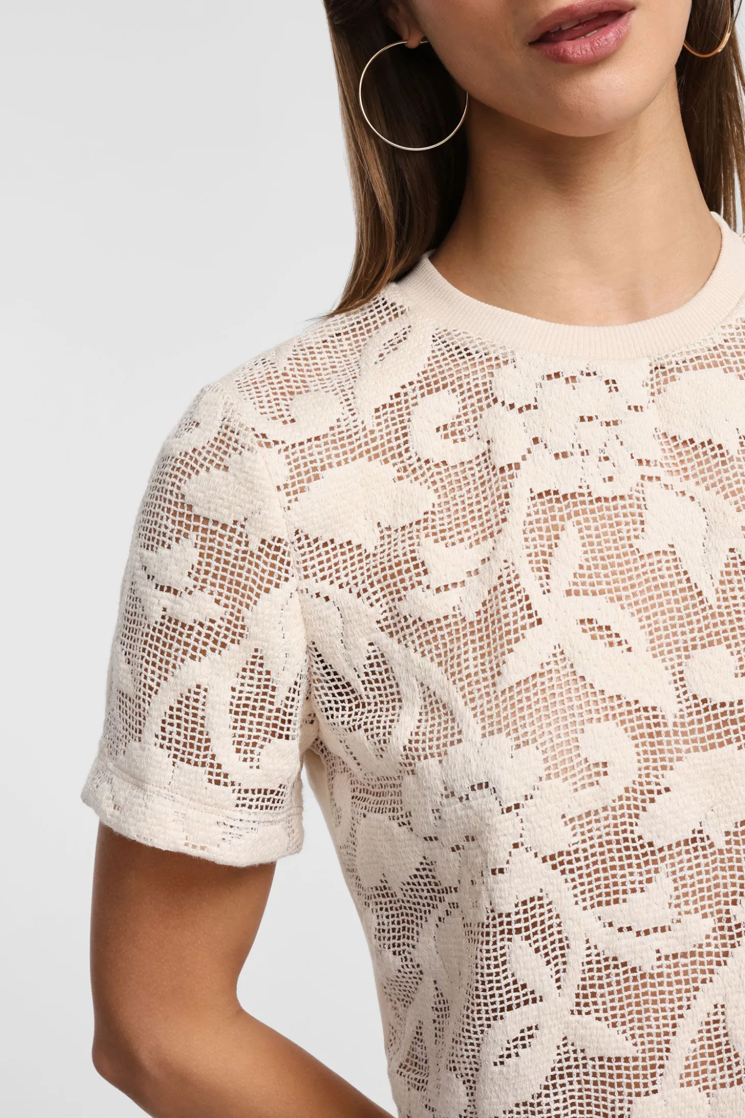 Camiseta con estampado floral manga corta
