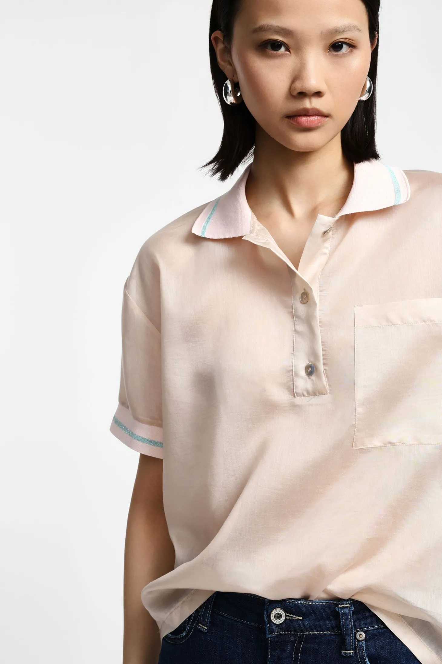 Camiseta cuello polo manga corta
