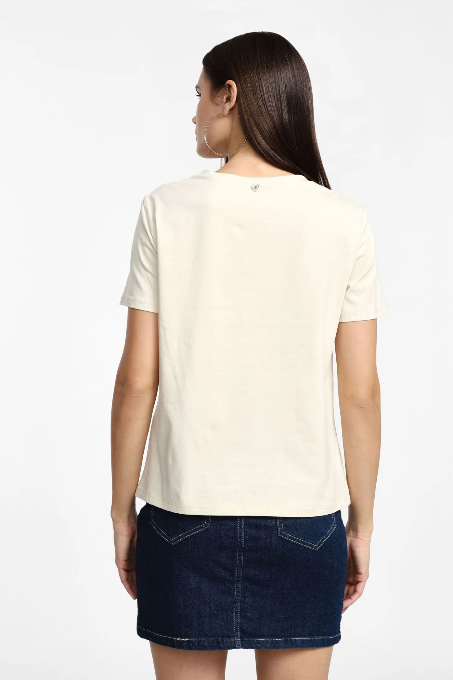 Camiseta de manga corta con detalle