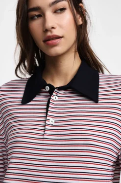 Camiseta rayada con cuello clásico