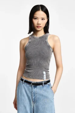 Camiseta sin mangas cuello redondo