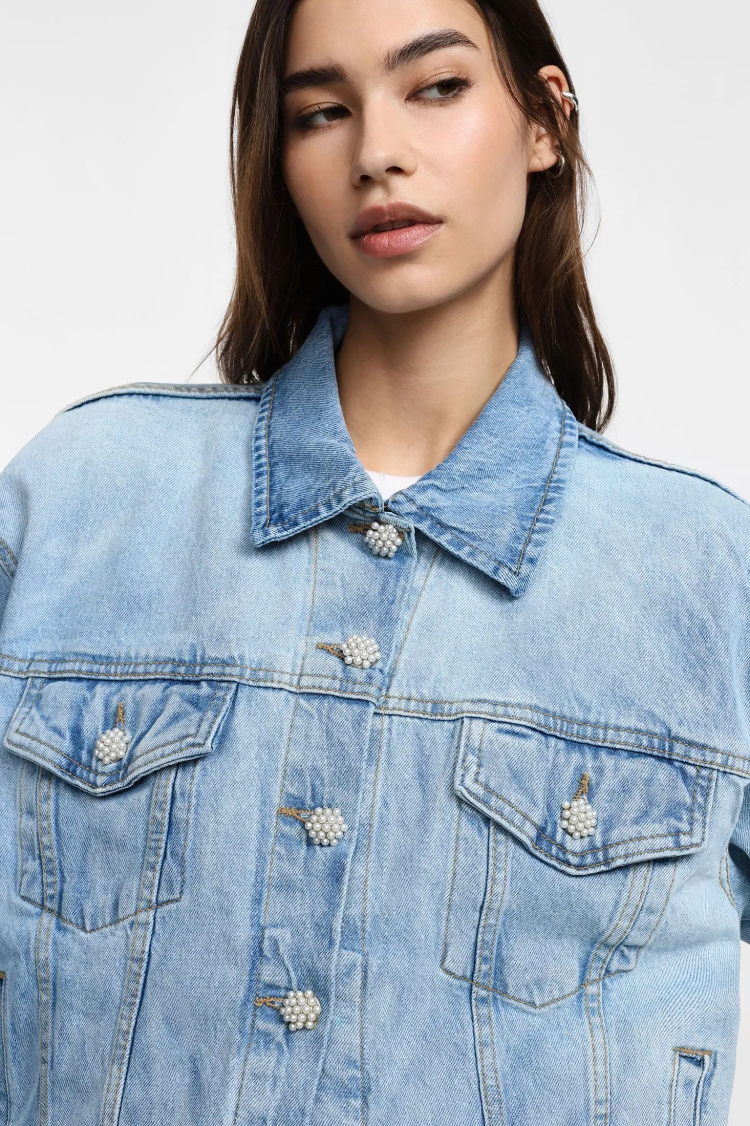 Chaqueta de denim con botones