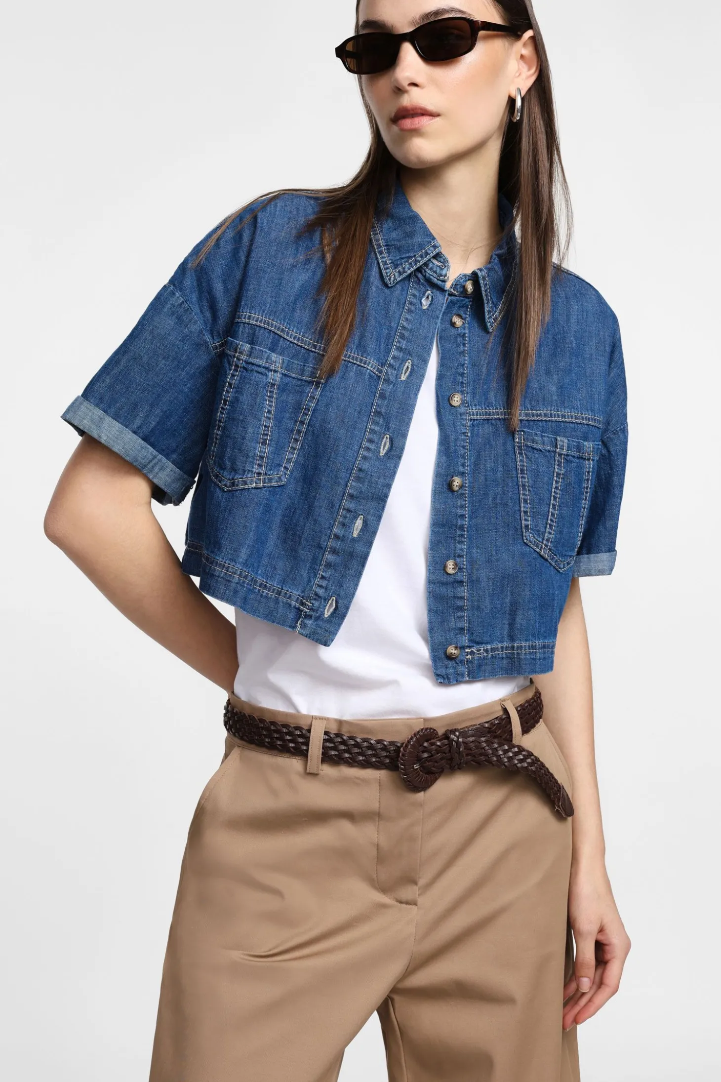 Chaqueta vaquera de mangas cortas