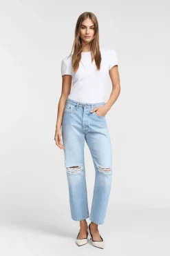 Jeans a gamba dritta con strappi