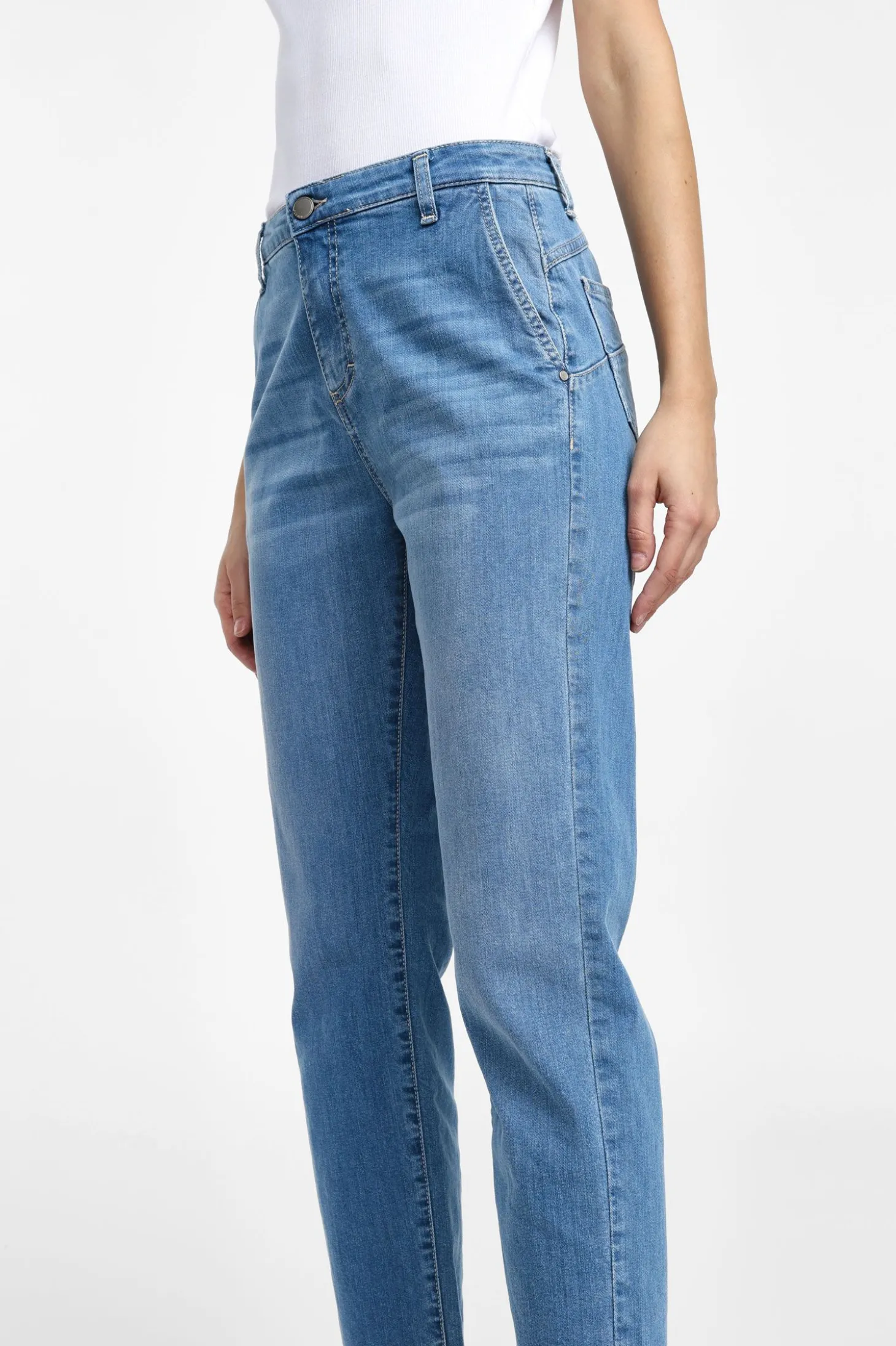 Jeans a gamba dritta vita media