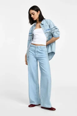 Jeans a gamba larga con vita alta
