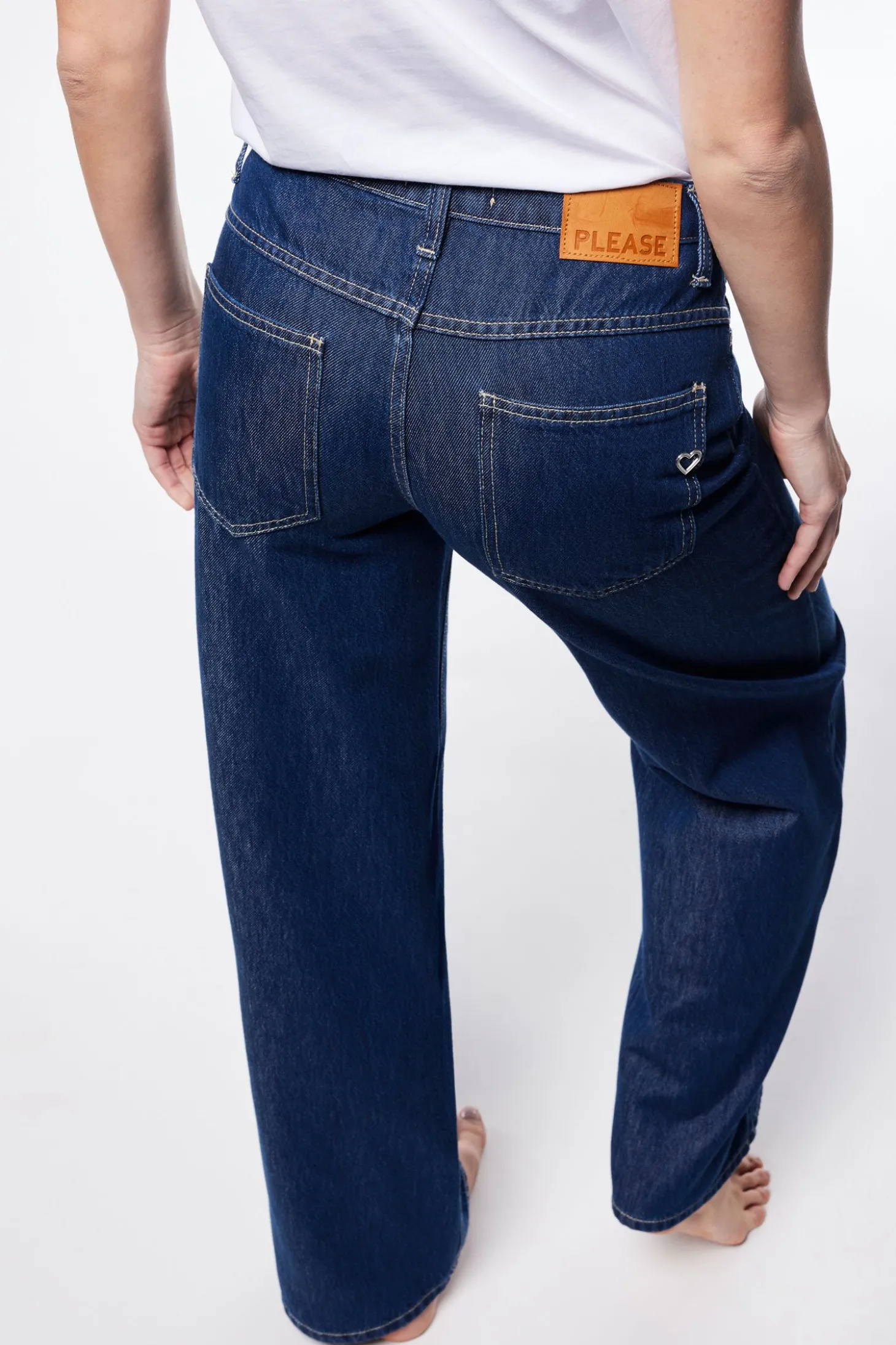 Jeans a gamba larga con vita media