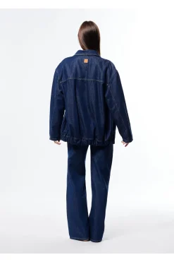 Jeans a gamba larga con vita media
