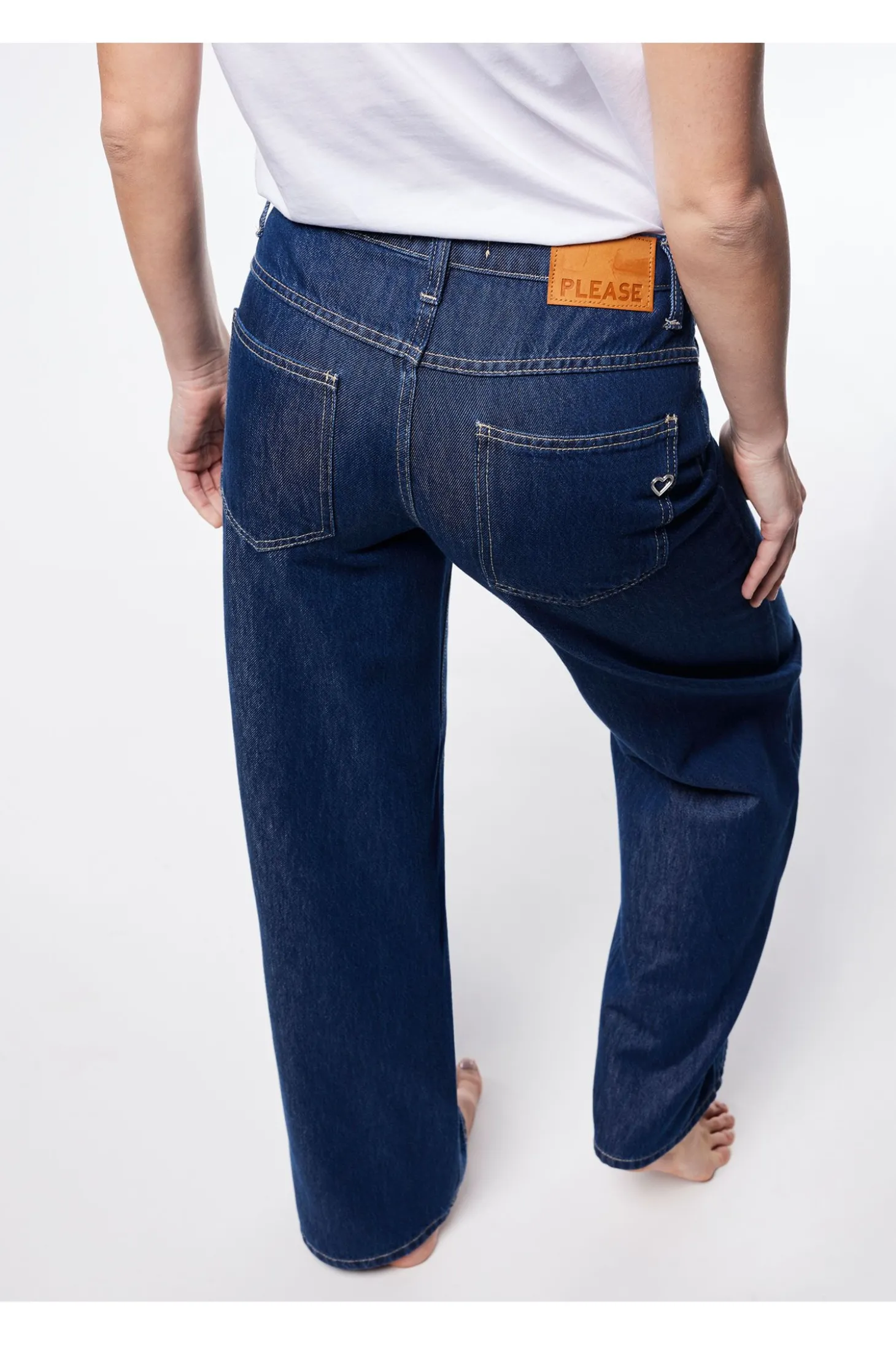 Jeans a gamba larga con vita media