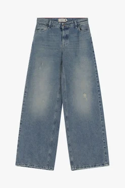 Jeans a gamba svasata con vita media