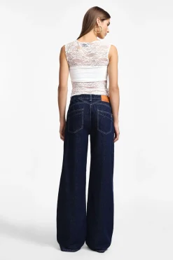 Jeans a zampa con vita media
