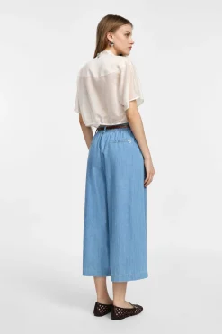 Jeans ampi a vita alta