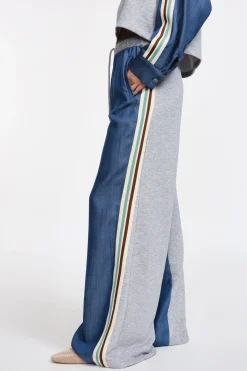 Jeans baggy con dettagli sportivi