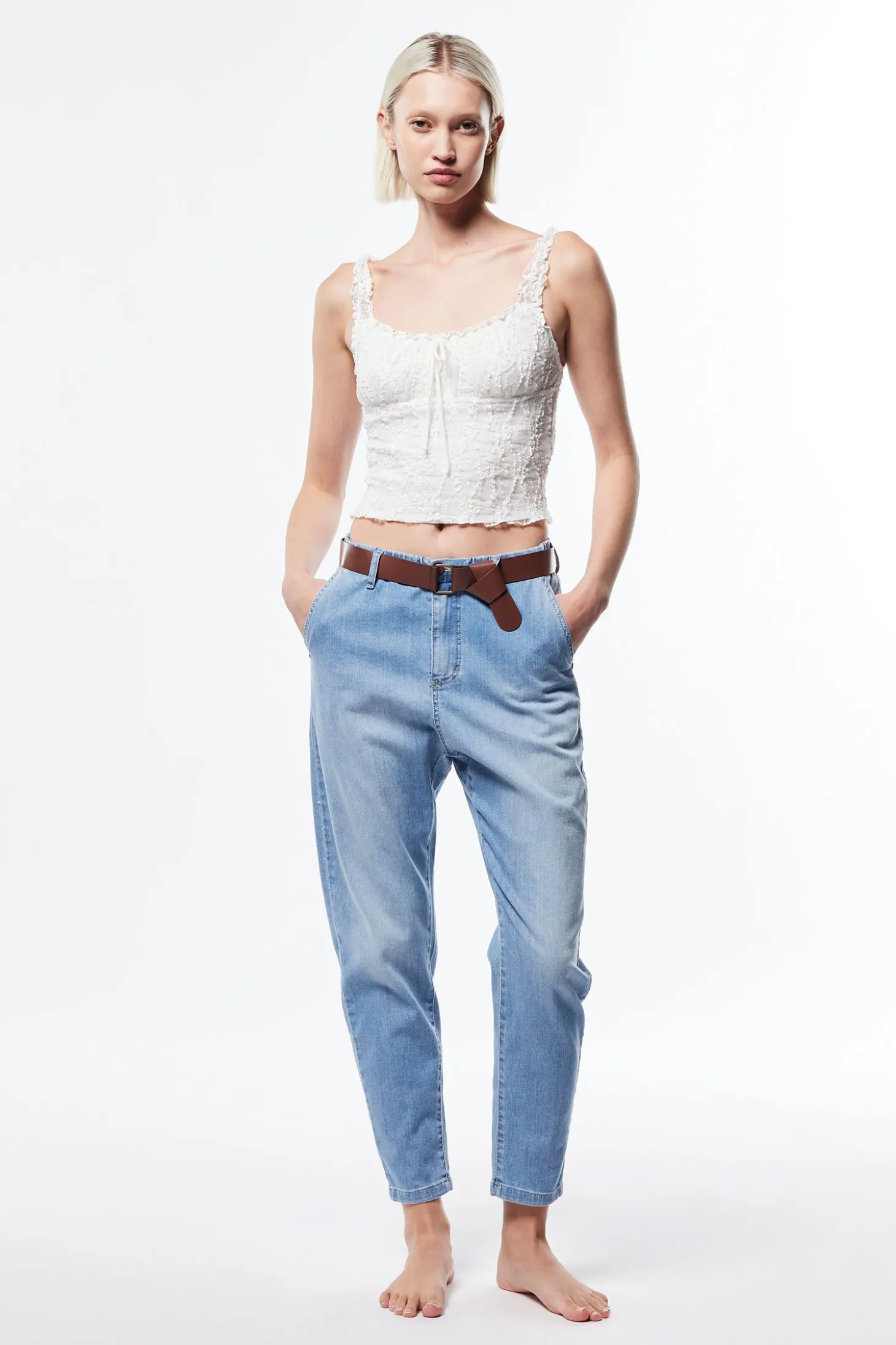 Jeans baggy con tasche laterali