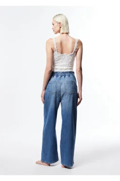 Jeans de pierna ancha con cintura alta
