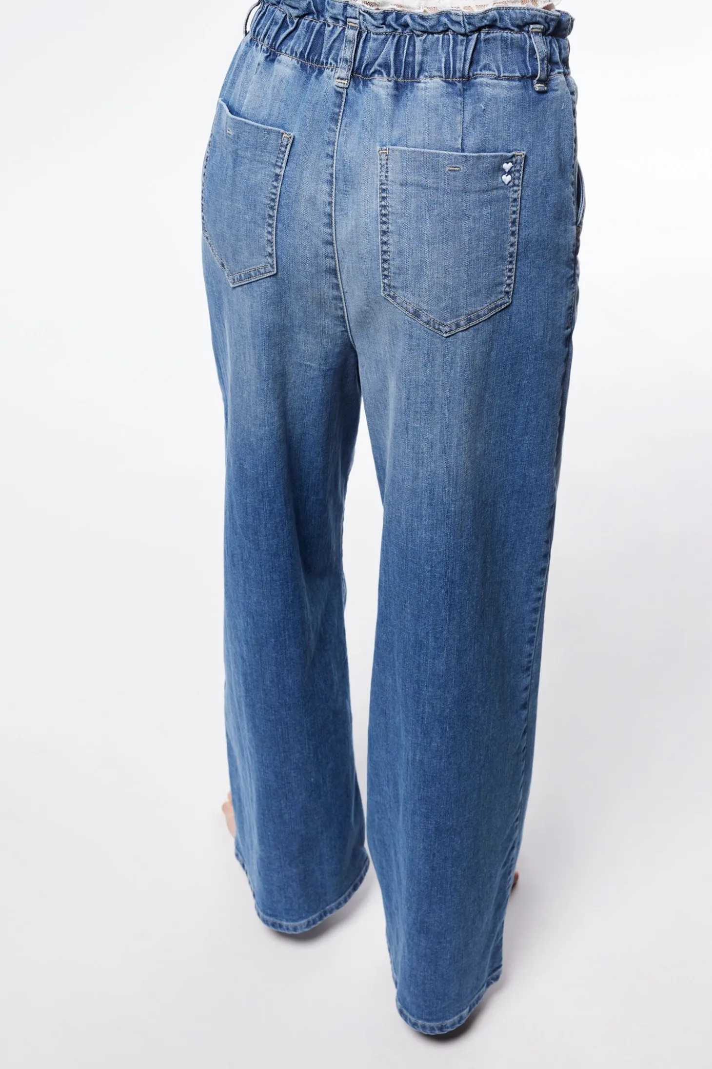 Jeans de pierna ancha con cintura alta