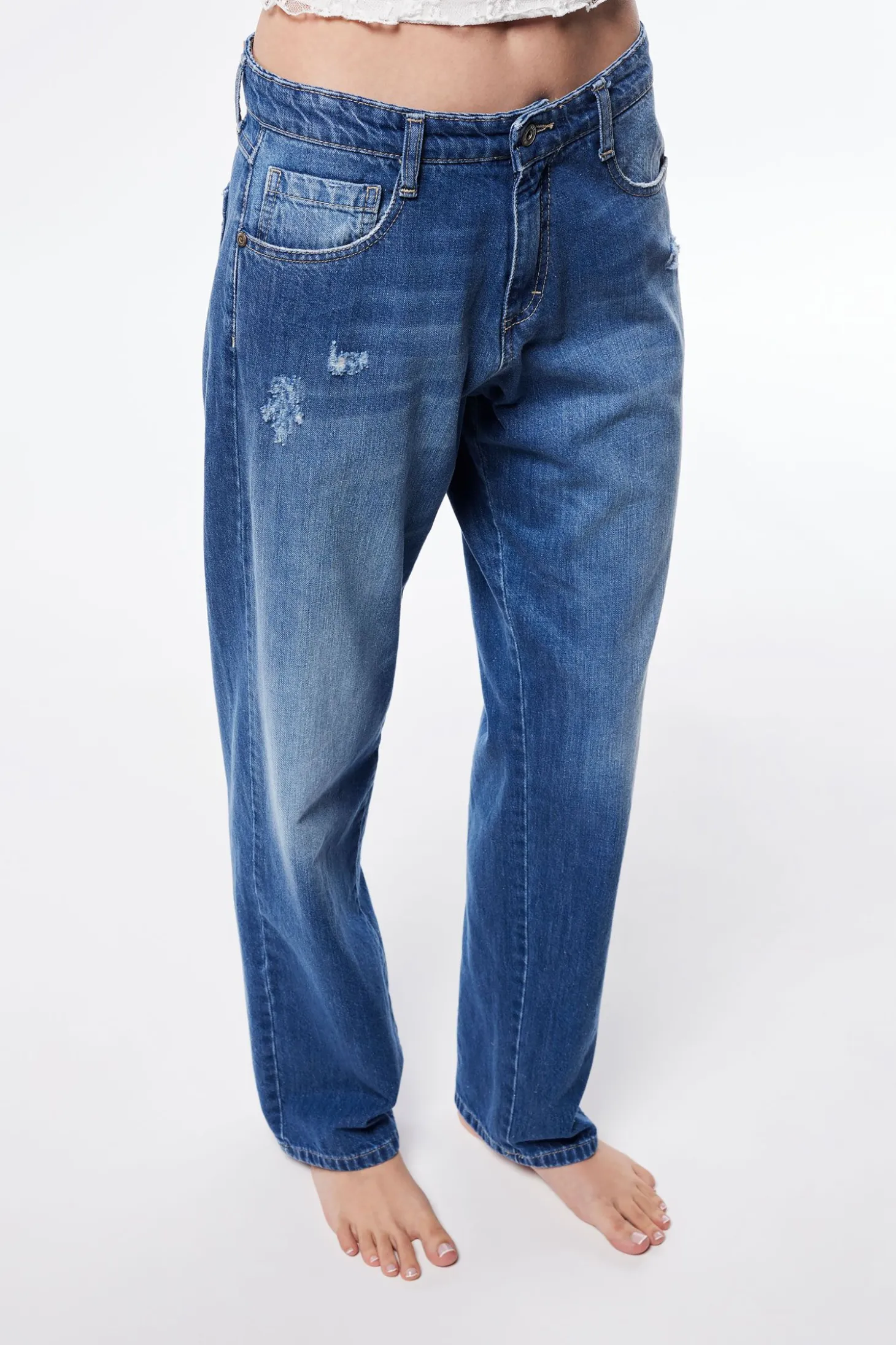 Jeans dritti con microrotture
