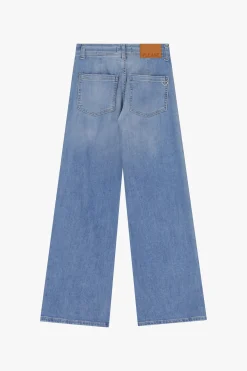 Jeans flare con vita media e tasche