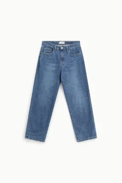 Jeans pierna recta tiro alto