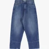 Jeans tapered con orlo sfrangiato