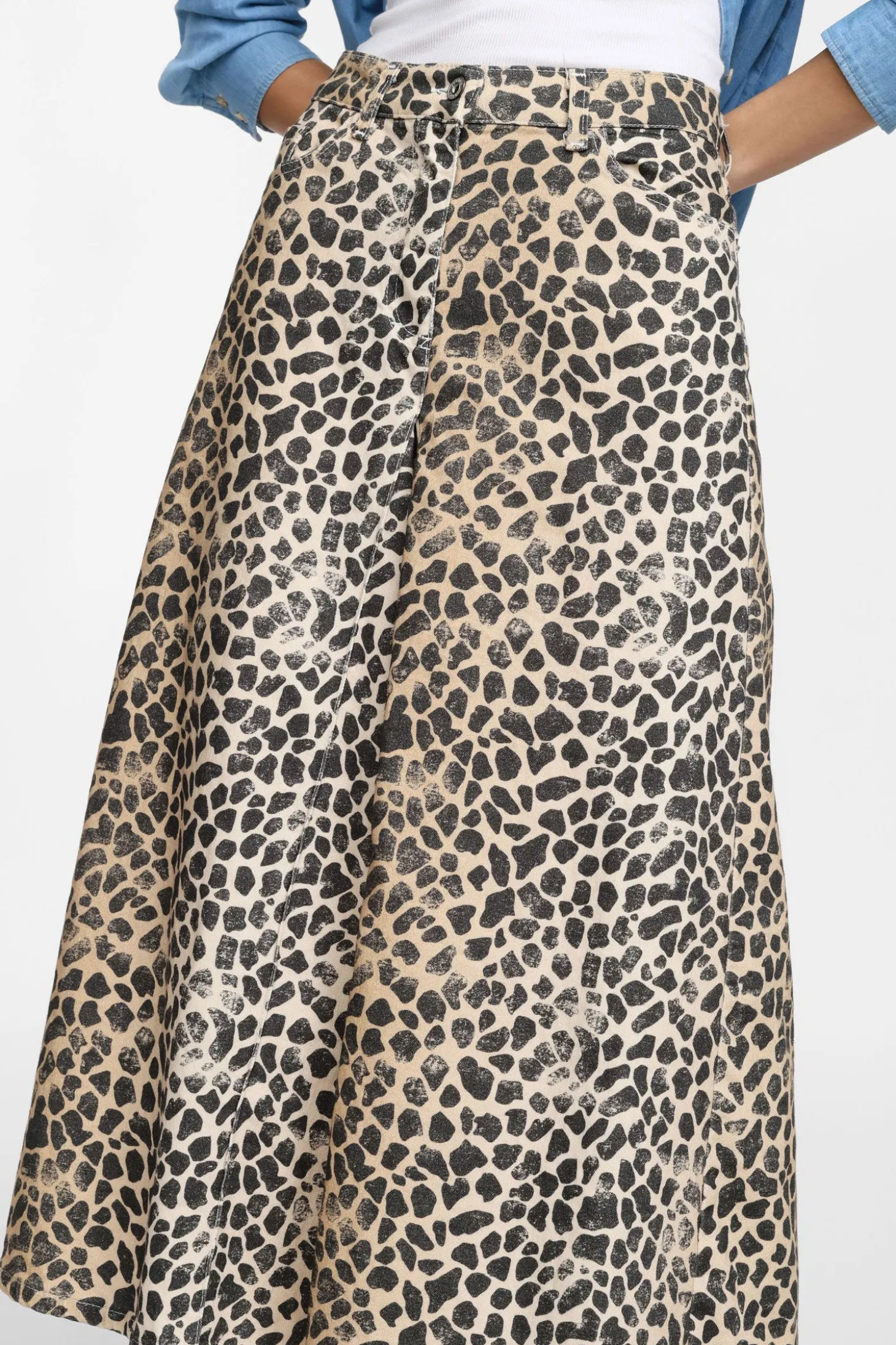 Pantalón culotte con estampado animal