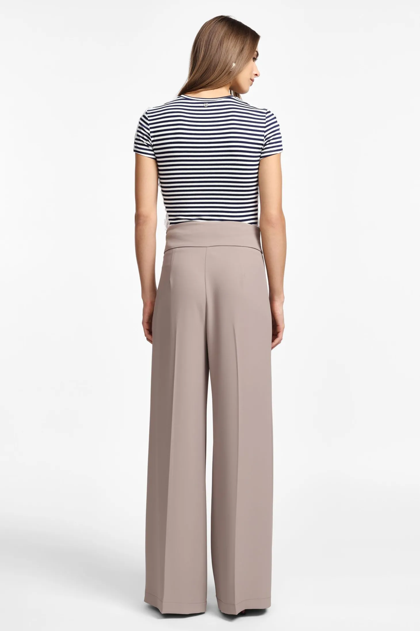 Pantalones acampanados de cintura alta