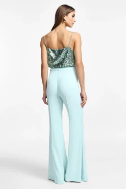 Pantalones acampanados tiro alto