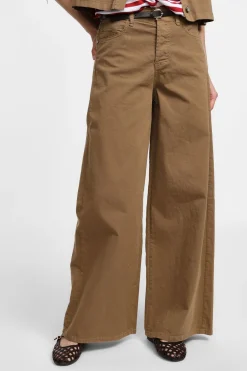 Pantalones anchos con cinturón