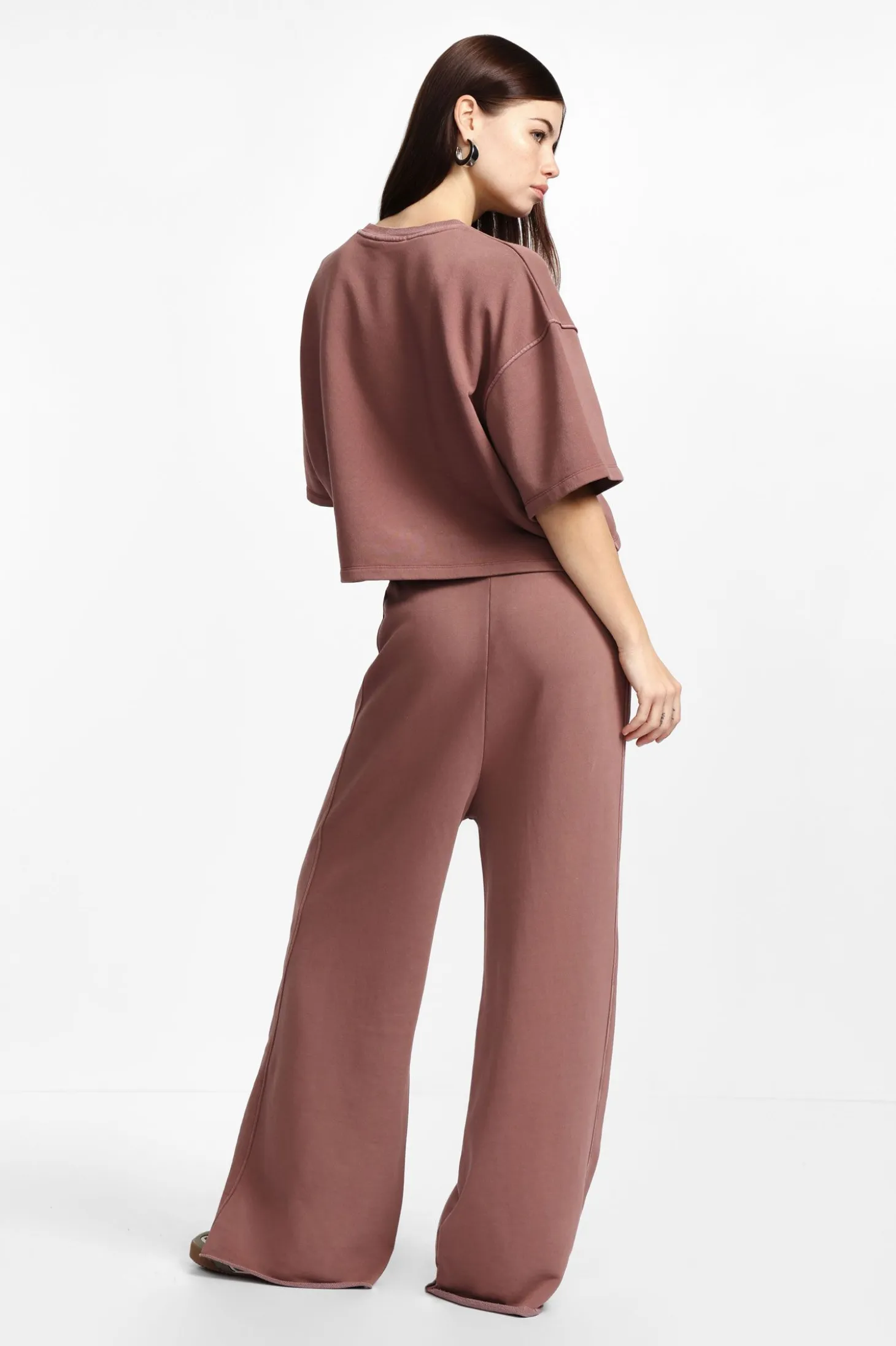 Pantalones anchos con cordón ajustable