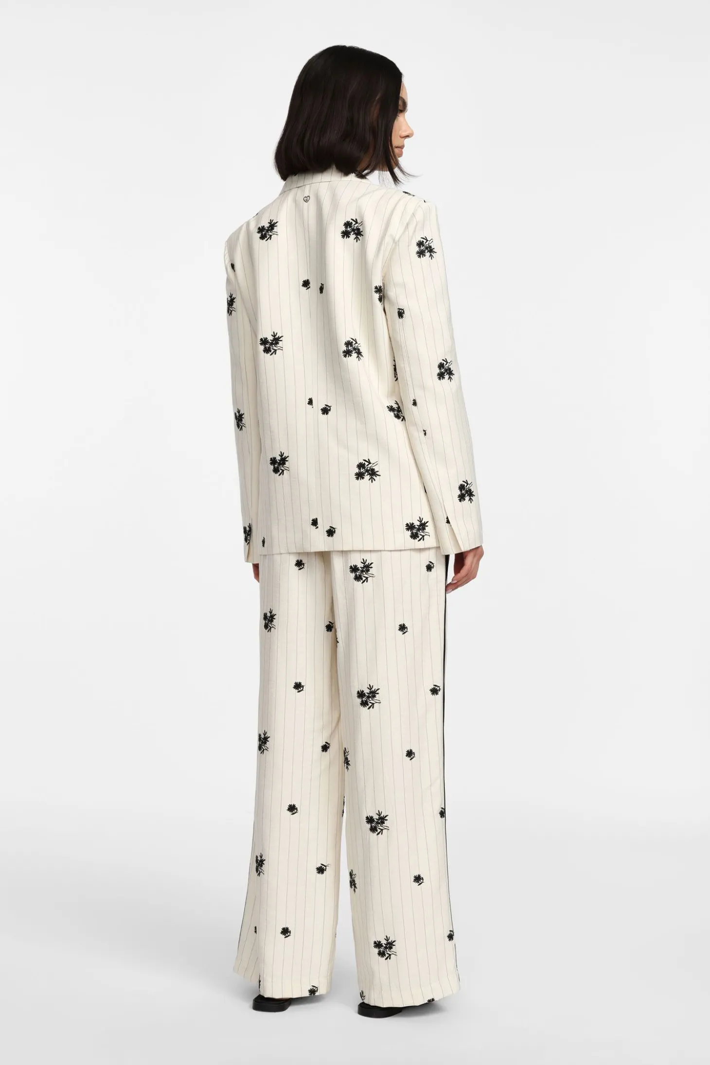 Pantalones anchos con estampado