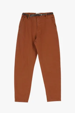 Pantalones chino con cinturón medio