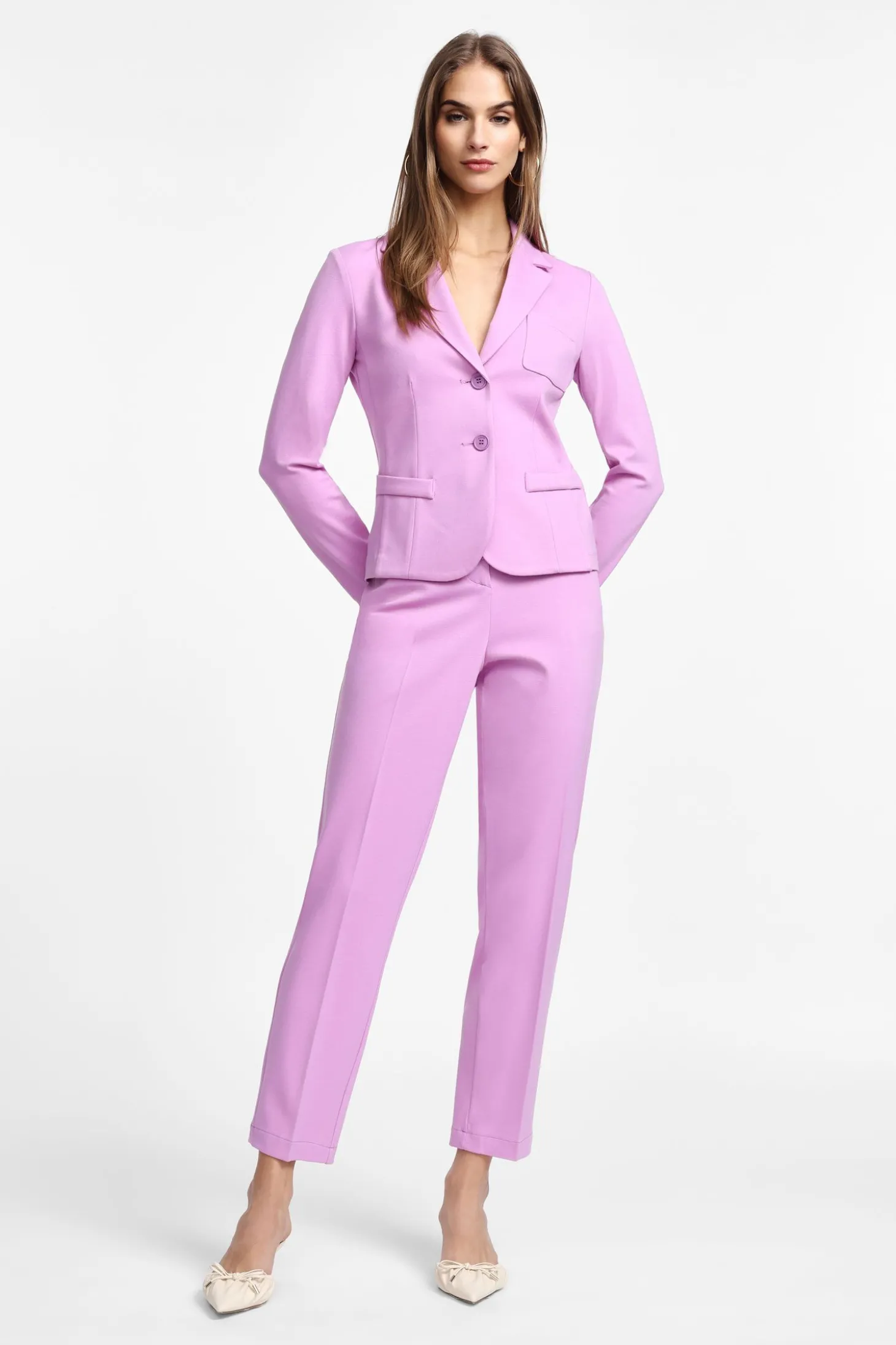 Pantalones pitillo de talle medio
