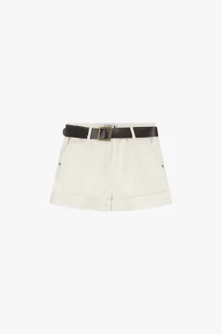 Shorts con cinturón y bolsillos verticales