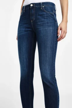 Vaqueros ajustados skinny