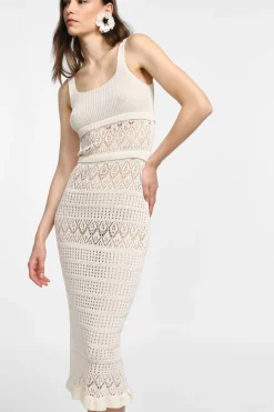 Vestido de punto con tirantes