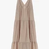 Vestido largo con tirantes finos